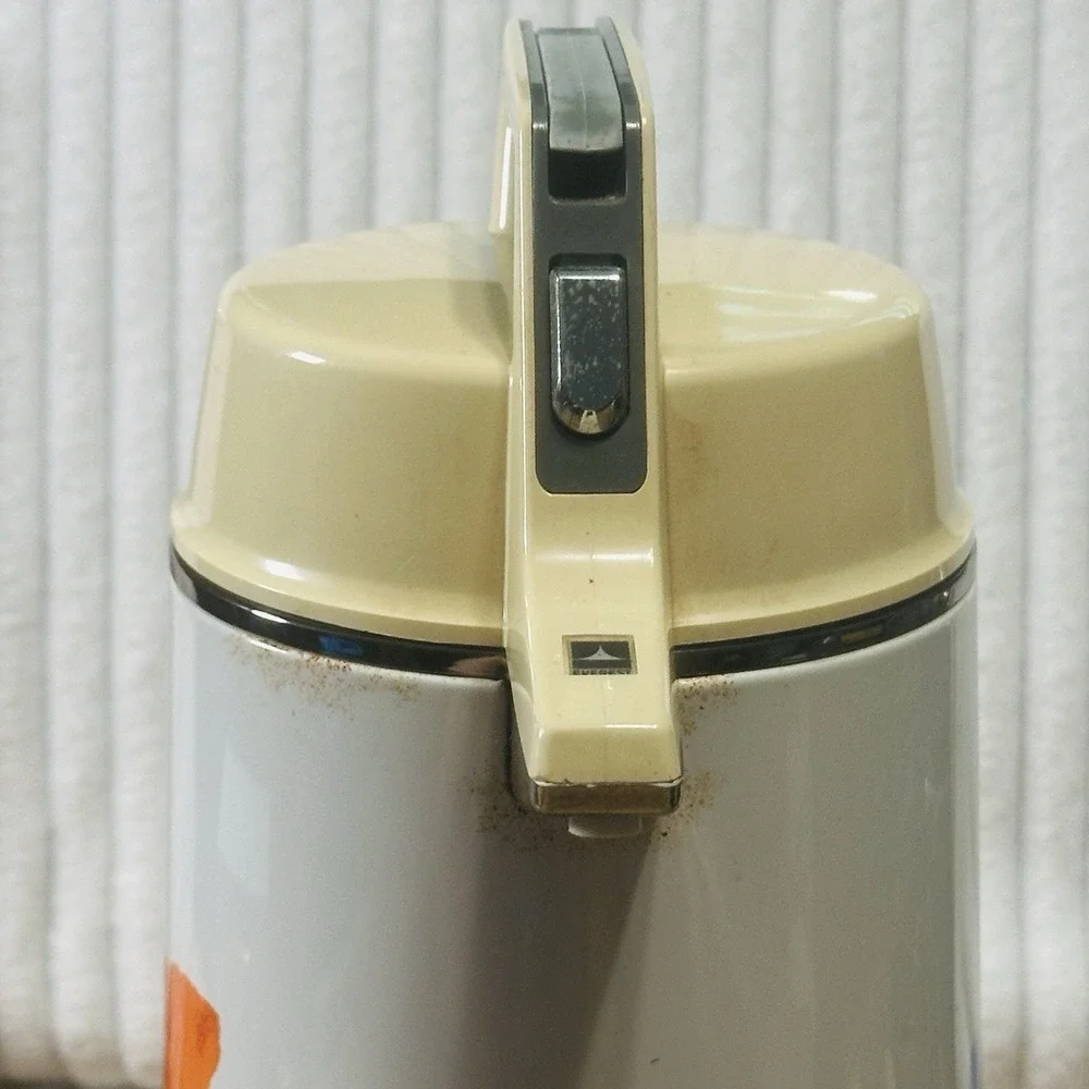 Vintage 70s Everest Vacuum‎ Air Pot Thermos APN-1900 Floral Poppies, Coffee, Tea